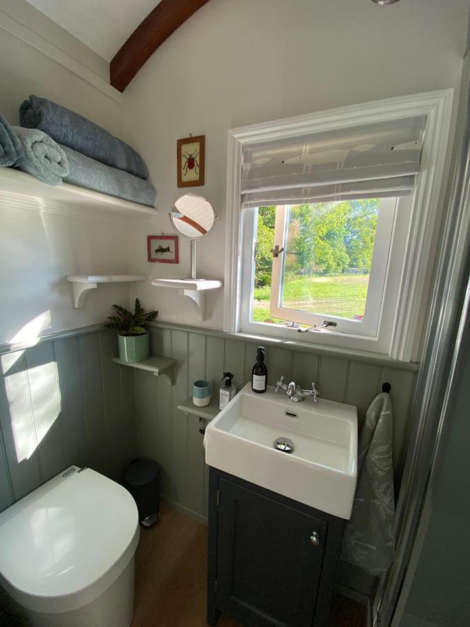 Coachroad Shepherds Huts Petworth Luaran gambar